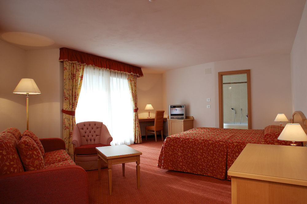 Hotel Col Alto Corvara In Badia Esterno foto