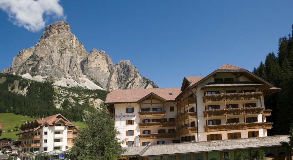 Hotel Col Alto Corvara In Badia Esterno foto